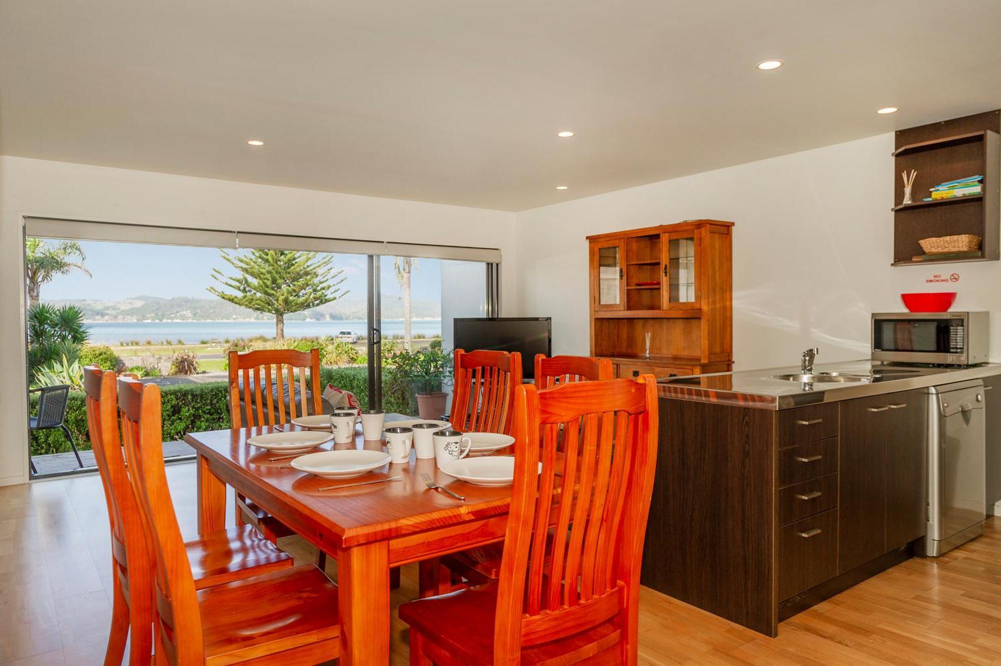 Aqua Soleil Beachfront Apartment Whitianga Exteriér fotografie